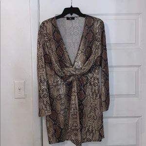 Snake print dress never worn